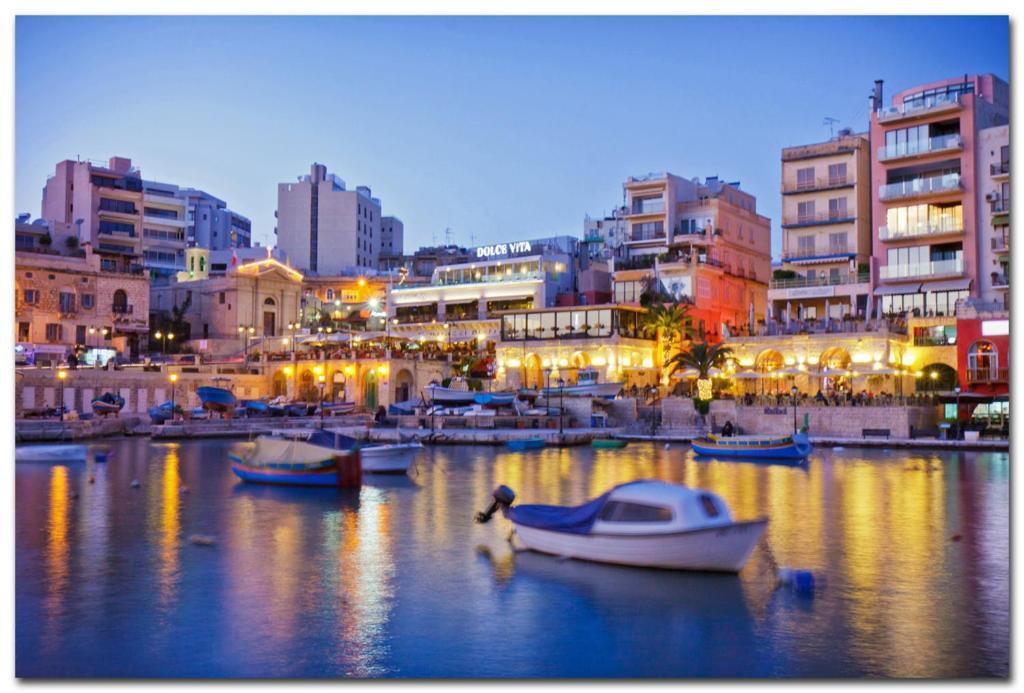 Spectacular Apartment Valletta And Harbour Views سليمة المظهر الخارجي الصورة
